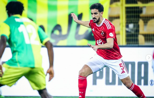 الأهلي حكام أجانب